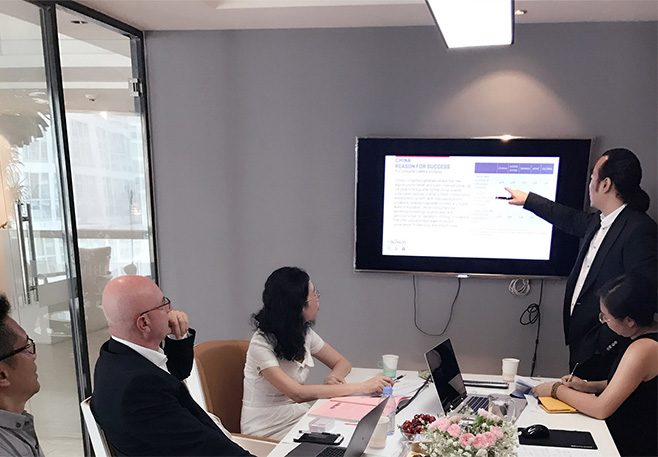 6新聞-09法國POY公司總裁Philippe-到訪李華清設計_08 6新聞-09法國POY公司總裁Philippe-到訪李華清設計_08